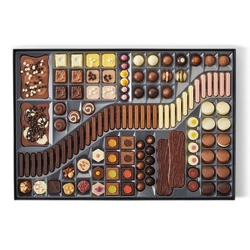 The Grand Chocolatier's Table Chocolate Collection 1.4kg