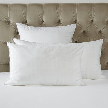 Standard pillow, 50 x 75cm, The White Company, Soft and Light Breathable - Soft, white