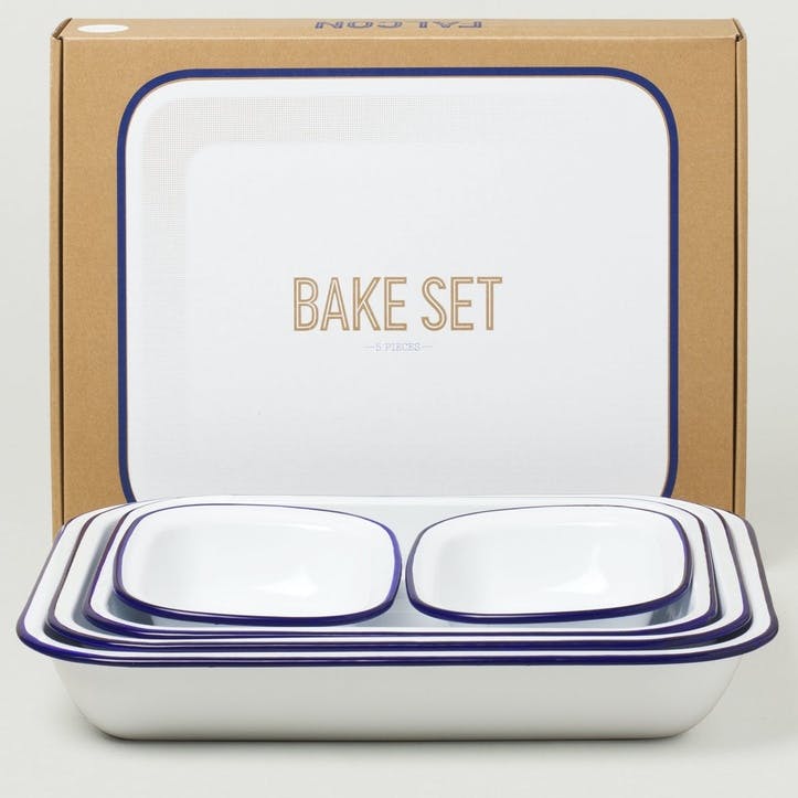 Bake Set, White with Blue Rim