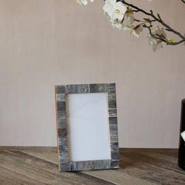 Bone Photo Frame 6 x 4", Gray