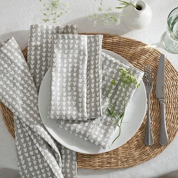 Ditsy Set of 4 Hear Napkins 45cm x 45cm, White/Grey