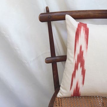 Chimney Ikat Hand Made Cushion 40 x 40 cm, Red / White