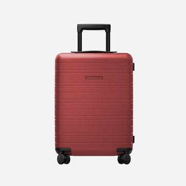 H5  Essential Cabin Luggage W40 x H55 x D23cm, True Red