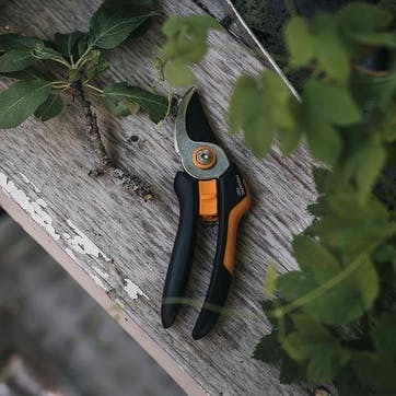 Solid Bypass Pruner Medium P321, Black/Orange