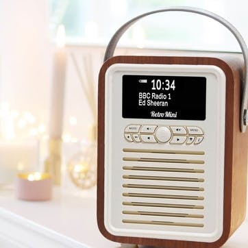 Retro Mini DAB Radio, Walnut