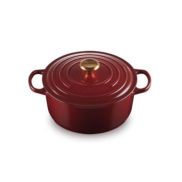 Signature Cast Iron Round Casserole 26cm, Garnet