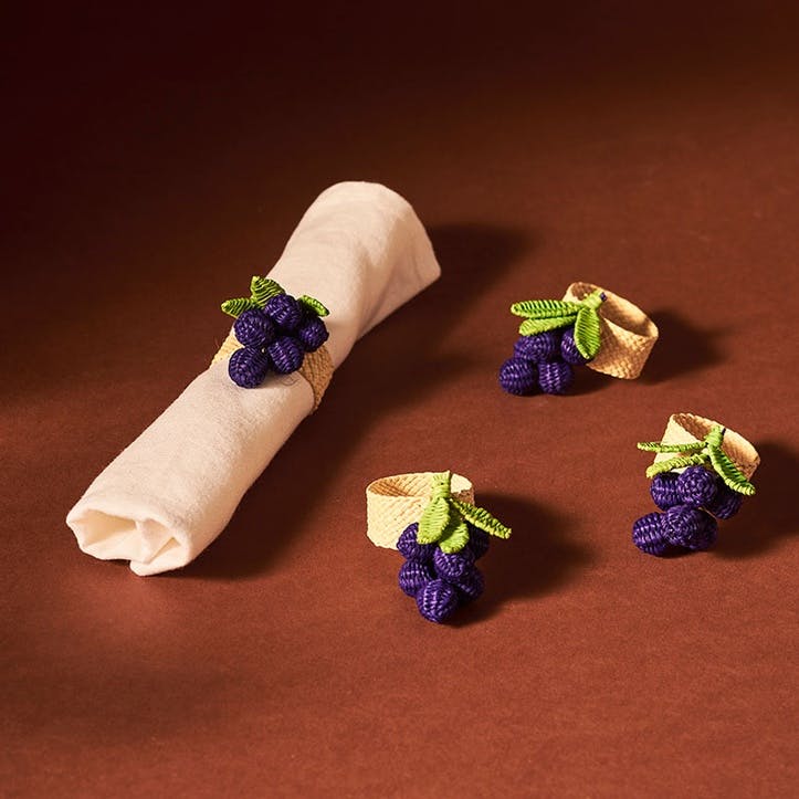 Narino Set of 4 Grapes Woven Napkin Rings, Purple