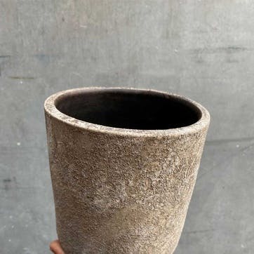 Kew Eclectic Orangery Handthrown Planter     D14cm, Aged Bark