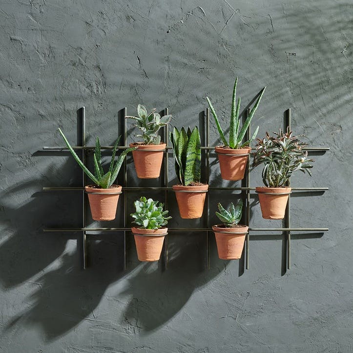 Jara Terracotta Wall Hung Planter