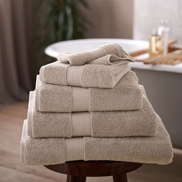 Luxury Egyptian Cotton Bath Towel, Feather Grey