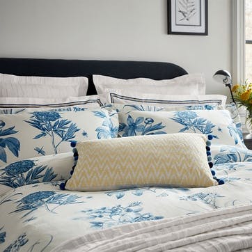 Etchings & Roses Super King Size Duvet Cover, China Blue