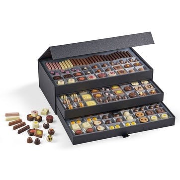 The Signature Chocolate Cabinet 1.65kg