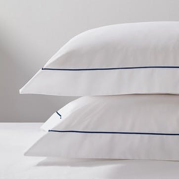 Single Row Cord Oxford Pillowcase, Standard, White/Navy