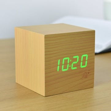 Cube Click Clock Beech/ Green LED, 6.8cm