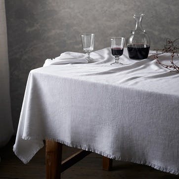 Camber Soft Wash Tablecloth, 230 x 140cm, Natural