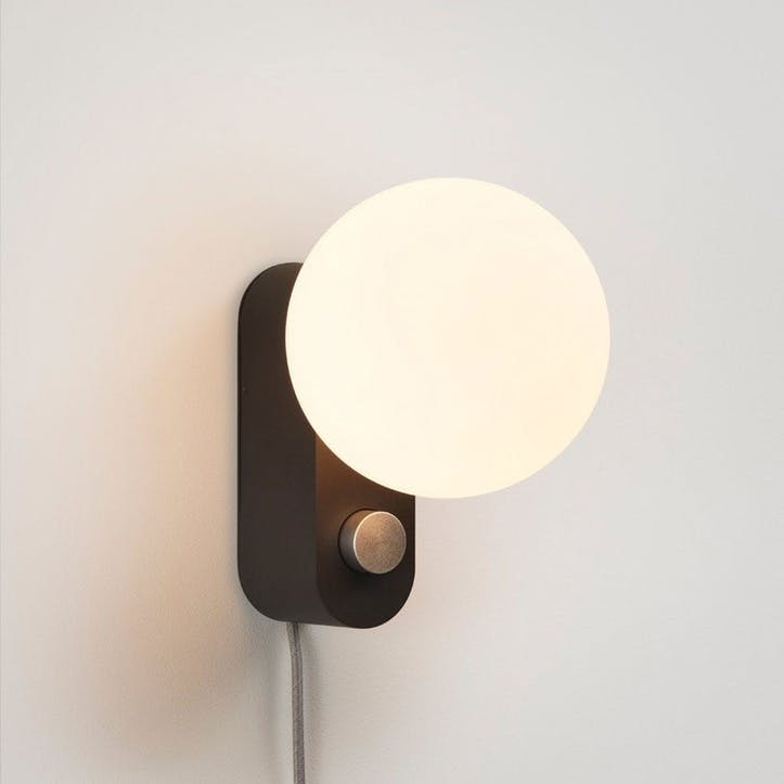 Alumina Table Lamp H28 x W15 Black