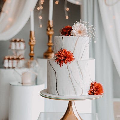 marble wedding cake