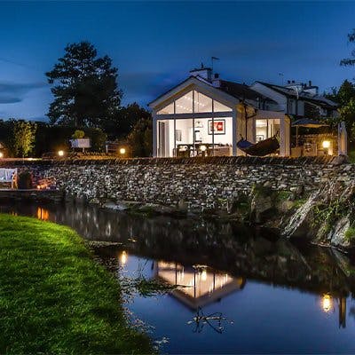 Minimoon at the the Lake District: riverside retreat