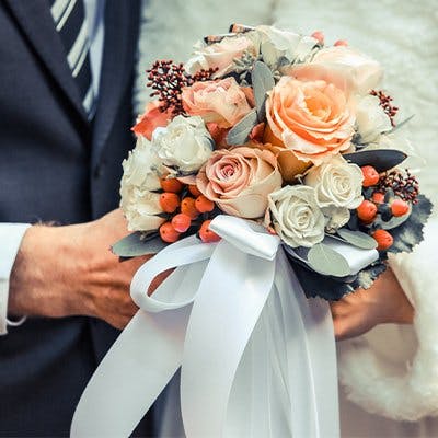 wedding checklist flowers