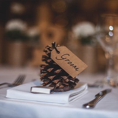 wedding favours acorns name tags